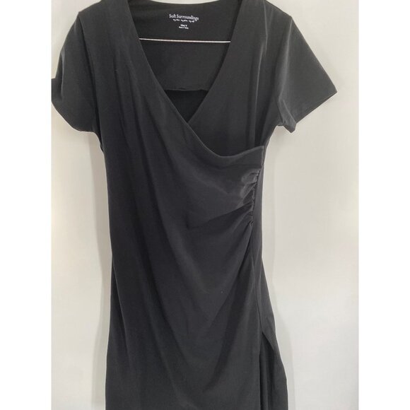 SOFT SURROUNDINGS Missy medium Wear Anywhere Faux Wrap Dress SHORT Sleeve black - Picture 2 of 4
